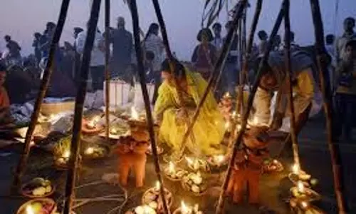 Chhath Puja 2025: छठ पूजा में संध्या अर्घ्य के दिन क्यों भरी जाती है कोसी, जानें-विधि और महत्व Chhath Puja 2025: छठ पूजा में संध्या अर्घ्य के दिन क्यों भरी जाती है कोसी, जानें-विधि और महत्व