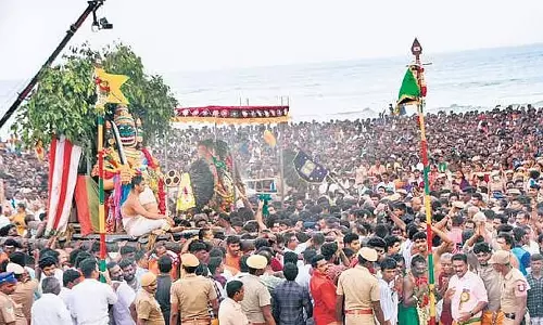 आज तिरुचेंदूर में सूरसंहारम: लाखों श्रद्धालु जमा हुए