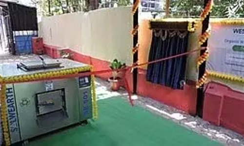 वेस्टर्न रेलवे ने ग्रीन पहल को बढ़ावा देने के लिए Mumbai सेंट्रल में ऑर्गेनिक वेस्ट कनवर्टर लगाया वेस्टर्न रेलवे ने ग्रीन पहल को बढ़ावा देने के लिए Mumbai सेंट्रल में ऑर्गेनिक वेस्ट कनवर्टर लगाया