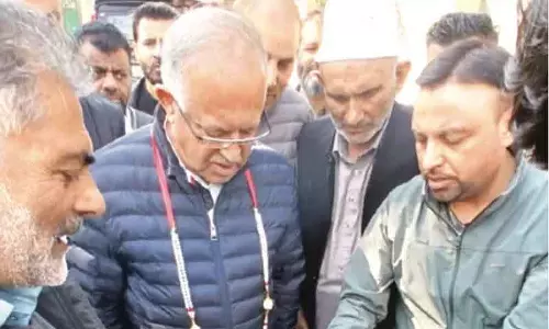तारिक कर्रा: बेरोजगारी और महंगाई जनता पर भारी तारिक कर्रा: बेरोजगारी और महंगाई जनता पर भारी