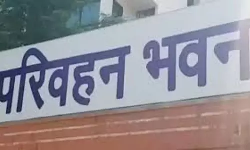 Jaipur: कोड नियमों के उल्लंघन पर दो बसें ज़ब्त Jaipur: कोड नियमों के उल्लंघन पर दो बसें ज़ब्त