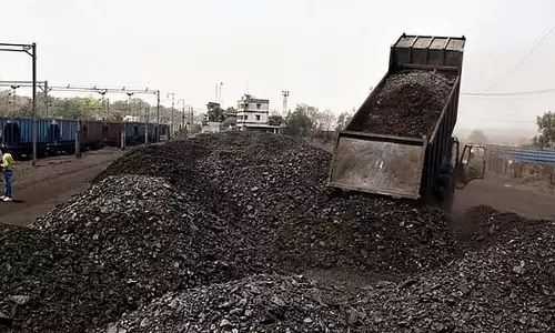 Jharkhand: कोयला खदान की दीवार गिरने से एक की मौत, 2 घायल Jharkhand: कोयला खदान की दीवार गिरने से एक की मौत, 2 घायल