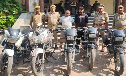 Bareilly: दिल्ली व उत्तराखंड में सक्रिय बाइक चोर गिरोह गिरफ्तार Bareilly: दिल्ली व उत्तराखंड में सक्रिय बाइक चोर गिरोह गिरफ्तार