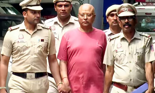 चैतन्यानंद सरस्वती ज़मानत: पुलिस ने स्टेटस रिपोर्ट दाखिल करने के लिए और समय मांगा, सुनवाई 7 November को चैतन्यानंद सरस्वती ज़मानत: पुलिस ने स्टेटस रिपोर्ट दाखिल करने के लिए और समय मांगा, सुनवाई 7 November को
