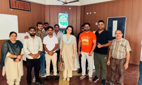 Jind: कंगना रनौत का हरियाणा दौरा, जींद के PWD रेस्ट हाउस में ठहरीं Jind: कंगना रनौत का हरियाणा दौरा, जींद के PWD रेस्ट हाउस में ठहरीं