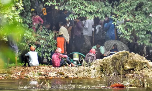 धर्मस्थल जांच में तेजी, एसआईटी 31 अक्टूबर तक रिपोर्ट पेश करेगी धर्मस्थल जांच में तेजी, एसआईटी 31 अक्टूबर तक रिपोर्ट पेश करेगी