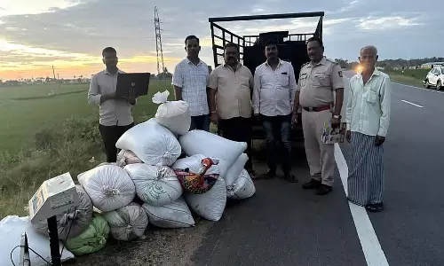 अवैध चावल परिवहन: वाहन, चावल जब्त