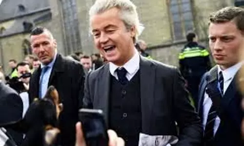 Netherland में चुनाव से पहले इमिग्रेशन विरोधी प्रदर्शन और राजनीतिक तनाव Netherland में चुनाव से पहले इमिग्रेशन विरोधी प्रदर्शन और राजनीतिक तनाव