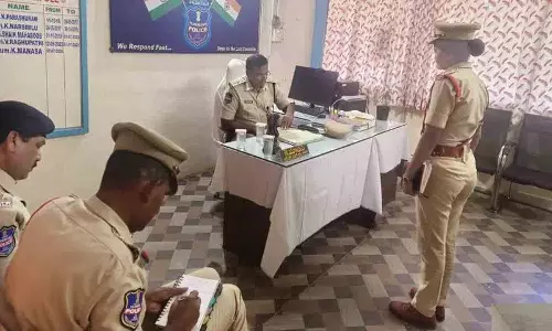 CP विजयकुमार कहते हैं, नशे से दूरी बनाए रखें CP विजयकुमार कहते हैं, नशे से दूरी बनाए रखें