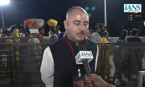 अहमदाबाद में छठ महापर्व की धूम: साबरमती रिवरफ्रंट पर उमड़ा श्रद्धालुओं का सैलाब अहमदाबाद में छठ महापर्व की धूम: साबरमती रिवरफ्रंट पर उमड़ा श्रद्धालुओं का सैलाब
