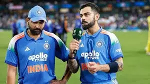 Sports: 2025 में रोहित शर्मा और विराट कोहली कितने मैच खेलेंगे,जानिए तारीखें Sports: 2025 में रोहित शर्मा और विराट कोहली कितने मैच खेलेंगे,जानिए तारीखें
