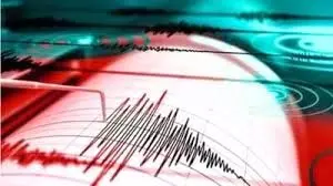 Turkey: 6.1 तीव्रता का जोरदार भूकंप, कई इमारतें मलबे में तब्दील Turkey: 6.1 तीव्रता का जोरदार भूकंप, कई इमारतें मलबे में तब्दील