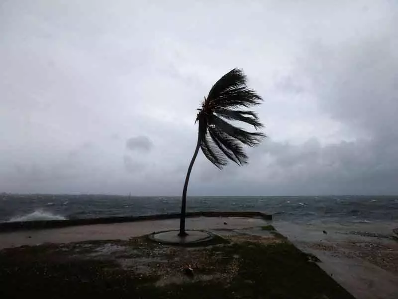 Jamaica सबसे शक्तिशाली तूफान के लिए तैयार Jamaica सबसे शक्तिशाली तूफान के लिए तैयार