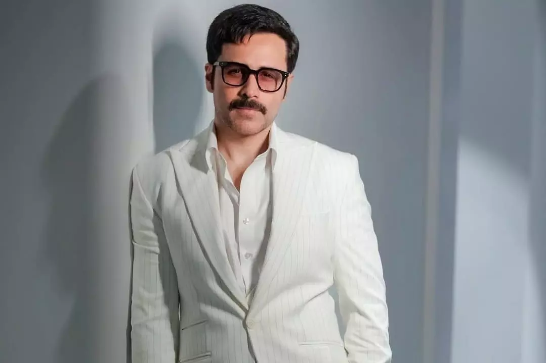 Emraan Hashmi ने मुस्लिम समुदाय से हक देखने आने की अपील की Emraan Hashmi ने मुस्लिम समुदाय से हक देखने आने की अपील की