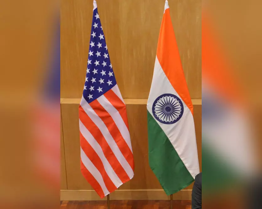 ट्रंप प्रशासन की नीतियों के बावजूद रिपब्लिकन और डेमोक्रेट सांसदों ने मिलकर किया भारत-अमेरिका संबंधों का समर्थन ट्रंप प्रशासन की नीतियों के बावजूद रिपब्लिकन और डेमोक्रेट सांसदों ने मिलकर किया भारत-अमेरिका संबंधों का समर्थन