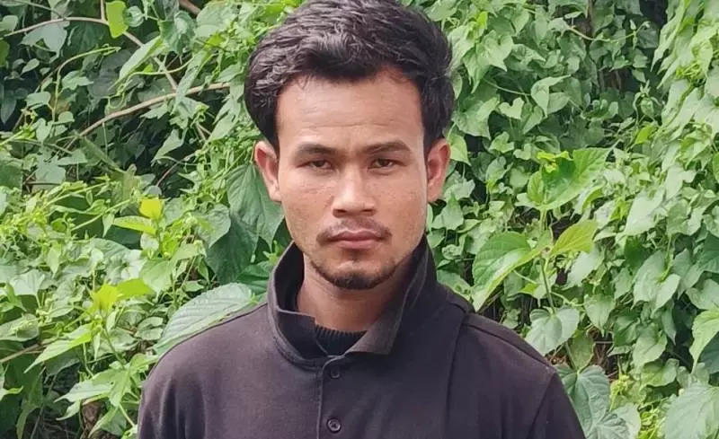 Assam: तिनसुकिया में उल्फा (आई) के शीर्ष उग्रवादी ने आत्मसमर्पण किया Assam: तिनसुकिया में उल्फा (आई) के शीर्ष उग्रवादी ने आत्मसमर्पण किया