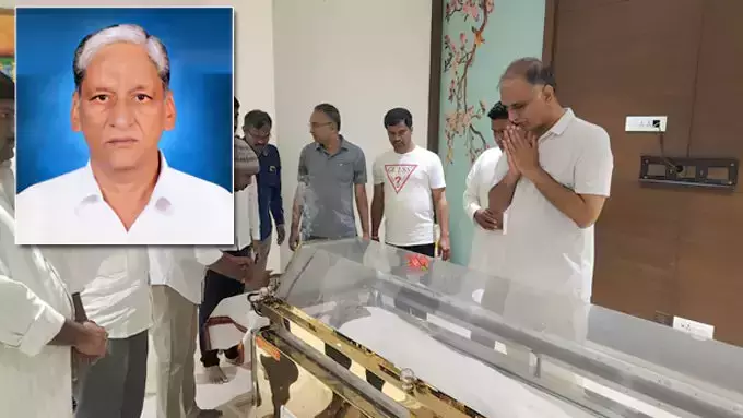 Telangana : पूर्व मंत्री हरीश राव के पिता टी सत्यनारायण राव का निधन Telangana : पूर्व मंत्री हरीश राव के पिता टी सत्यनारायण राव का निधन