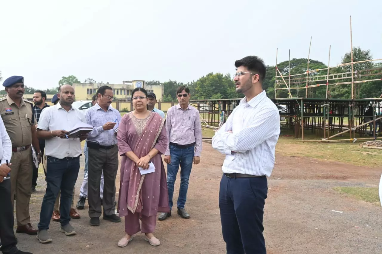 पंडित चक्रपाणी शुक्ल हाई स्कूल मैदान में होगा तीन दिनी राज्योत्सव का आयोजन पंडित चक्रपाणी शुक्ल हाई स्कूल मैदान में होगा तीन दिनी राज्योत्सव का आयोजन