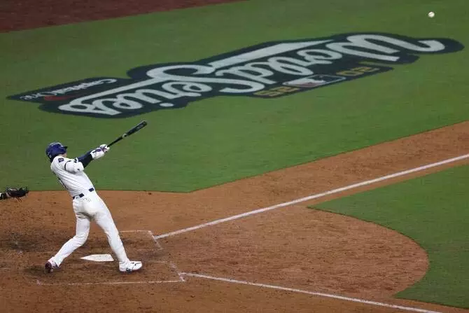 Ohtani के दो होम रन और ऐतिहासिक प्रदर्शन से वर्ल्ड सीरीज़ में बना नया रिकॉर्ड Ohtani के दो होम रन और ऐतिहासिक प्रदर्शन से वर्ल्ड सीरीज़ में बना नया रिकॉर्ड