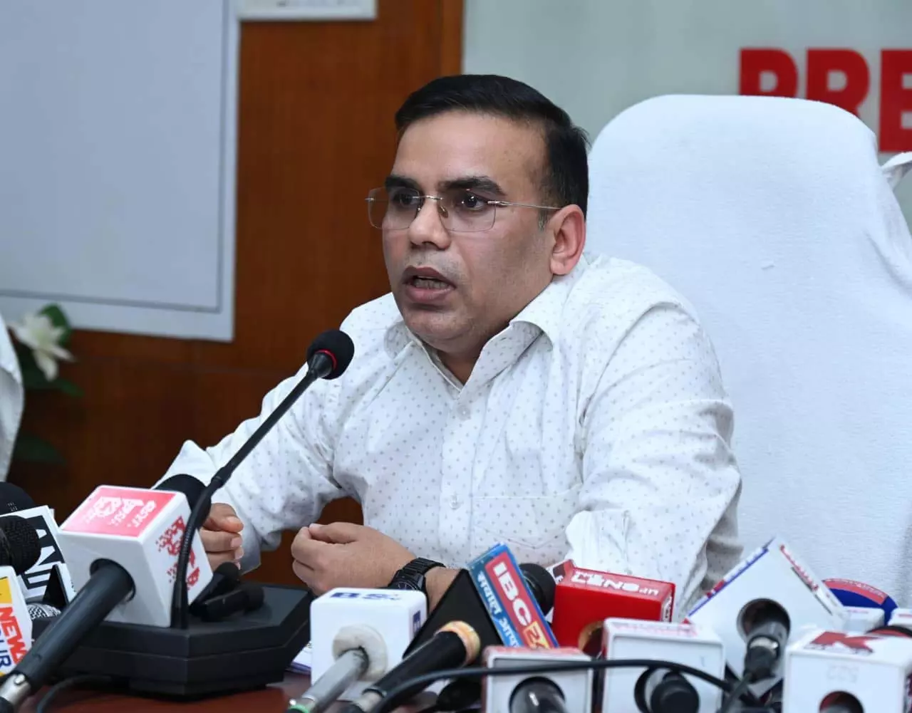 छत्तीसगढ़ में मतदाता सूची के गहन पुनरीक्षण का शुरुआत छत्तीसगढ़ में मतदाता सूची के गहन पुनरीक्षण का शुरुआत
