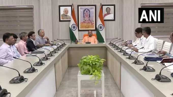 मास्टर प्लान पर CM Yogi ने की समीक्षा मास्टर प्लान पर CM Yogi ने की समीक्षा