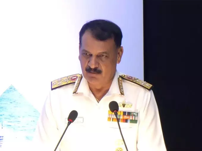 रेड सी संकट ने दिखाया समुद्री व्यापार मार्गों का असर, दुनिया भर में बढ़े माल ढुलाई और खाद्य कीमतें रेड सी संकट ने दिखाया समुद्री व्यापार मार्गों का असर, दुनिया भर में बढ़े माल ढुलाई और खाद्य कीमतें