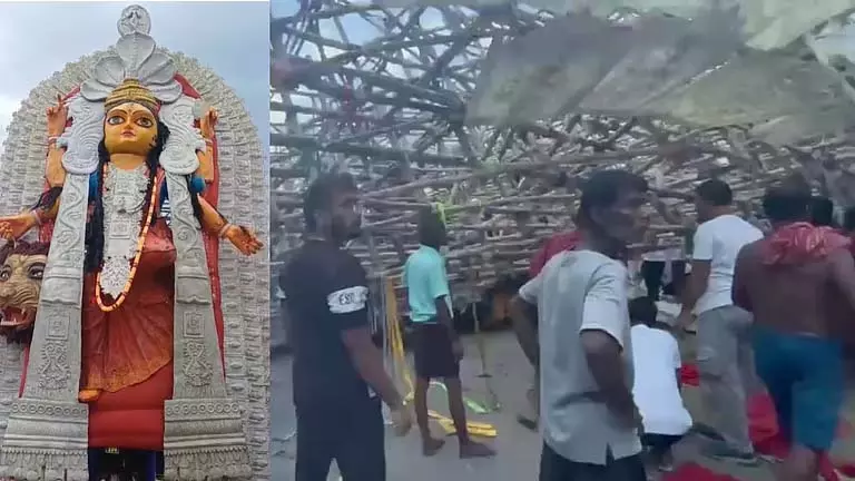 Chandannagar में सबसे बड़ा जगद्धात्री पंडाल गिरा, 5 घायल Chandannagar में सबसे बड़ा जगद्धात्री पंडाल गिरा, 5 घायल