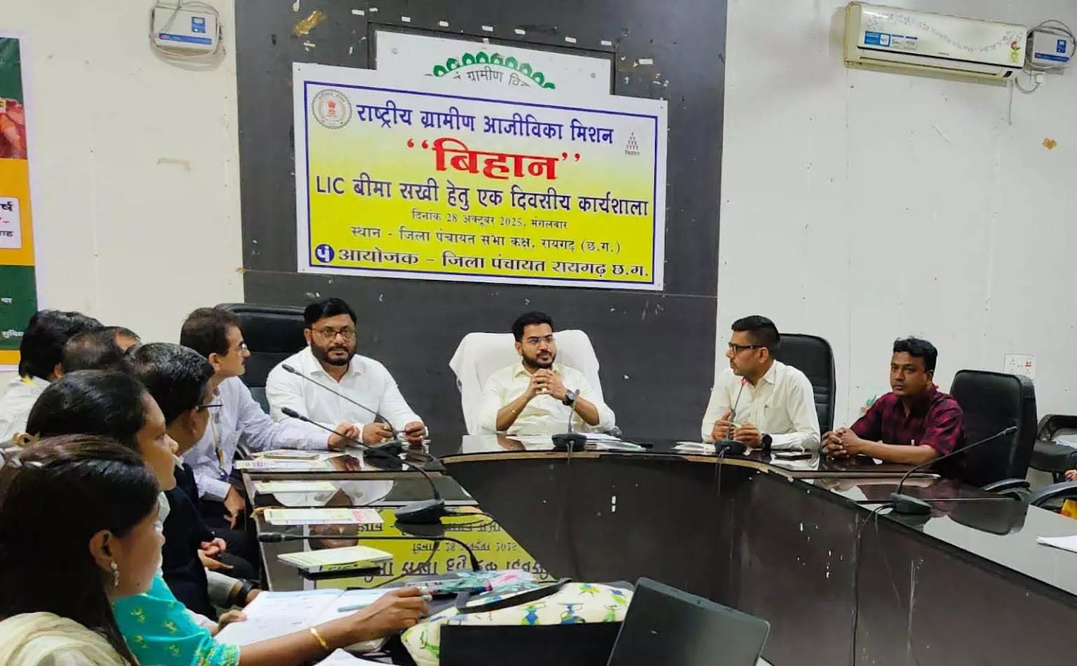 महिलाओं के आर्थिक सशक्तिकरण की दिशा में जिला पंचायत रायगढ़ की पहल महिलाओं के आर्थिक सशक्तिकरण की दिशा में जिला पंचायत रायगढ़ की पहल