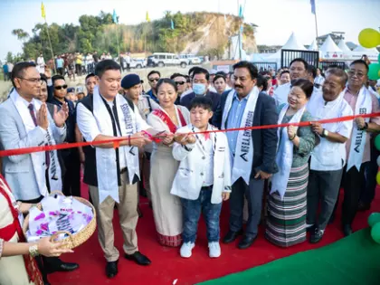 अरुणाचल प्रदेश: CM खांडू ने नए एलपीजी बॉटलिंग प्लांट की अहमियत बताई अरुणाचल प्रदेश: CM खांडू ने नए एलपीजी बॉटलिंग प्लांट की अहमियत बताई