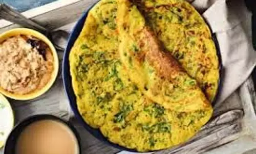 Patta Gobhi Chilla Recipe: नाश्ते में बेसन और पत्ता गोभी से बनाएं लाजवाब चीला, जानिए आसान रेसिपी