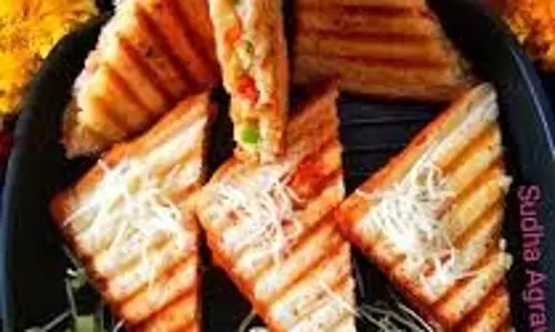 Oil Free Veg Sandwich : कम समय में तैयार करें ऑयल फ्री वेज सैंडविच