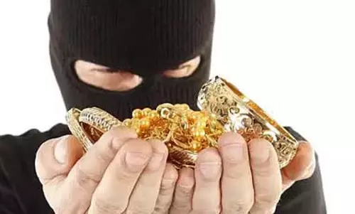 Bhopal : चोर पकड़ा गया, 2 लाख रुपये के चोरी के गहने बरामद