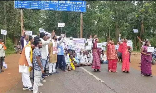 15 गांवों के किसानों ने किया चक्काजाम, NH-130 में आवागमन बाधित