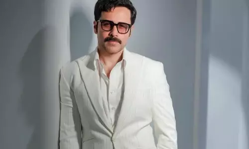 Emraan Hashmi ने मुस्लिम समुदाय से हक देखने आने की अपील की Emraan Hashmi ने मुस्लिम समुदाय से हक देखने आने की अपील की