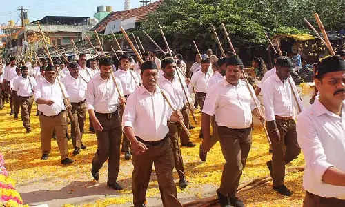 RSS का 2 जगहों पर जुलूस: यादगिर DC से अपील RSS का 2 जगहों पर जुलूस: यादगिर DC से अपील
