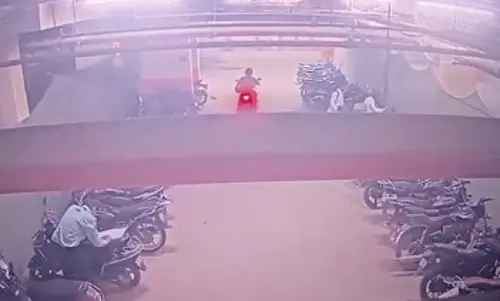 लड़की ने खुद रची थी एसिड अटैक की साजिश, शामिल था पूरा परिवार, VIDEO
