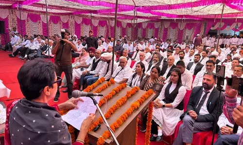 Haryana : सांसद कुमारी शैलजा ने कुशासन के लिए हरियाणा की सैनी सरकार की आलोचना की Haryana : सांसद कुमारी शैलजा ने कुशासन के लिए हरियाणा की सैनी सरकार की आलोचना की