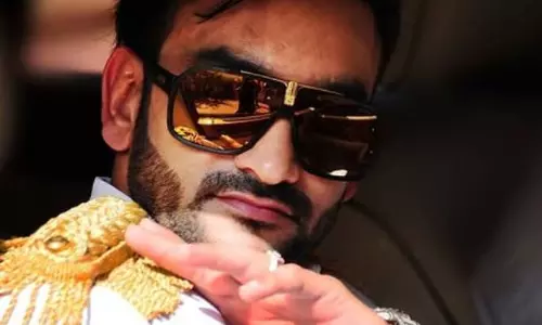 Haryana : हरियाणवी गायक राहुल फाजिलपुरिया पर हमले के आरोप Haryana : हरियाणवी गायक राहुल फाजिलपुरिया पर हमले के आरोप