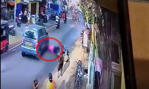 रायपुर में बैंक अधिकारी की मौत का LIVE VIDEO...