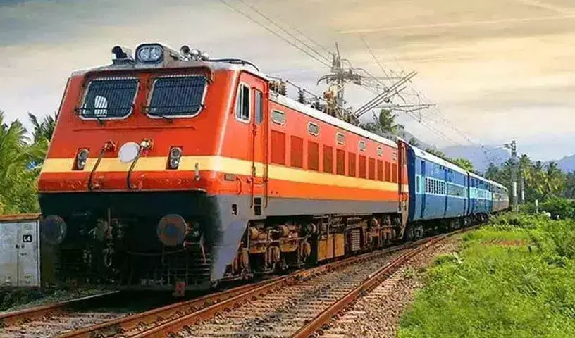Telangana : चक्रवात ‘मोंथा’ के कारण कई ट्रेनों के समय में परिवर्तन