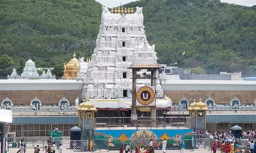 Andhra Pradesh : 30 अक्टूबर को तिरुमला में पुष्पयागम Andhra Pradesh : 30 अक्टूबर को तिरुमला में पुष्पयागम