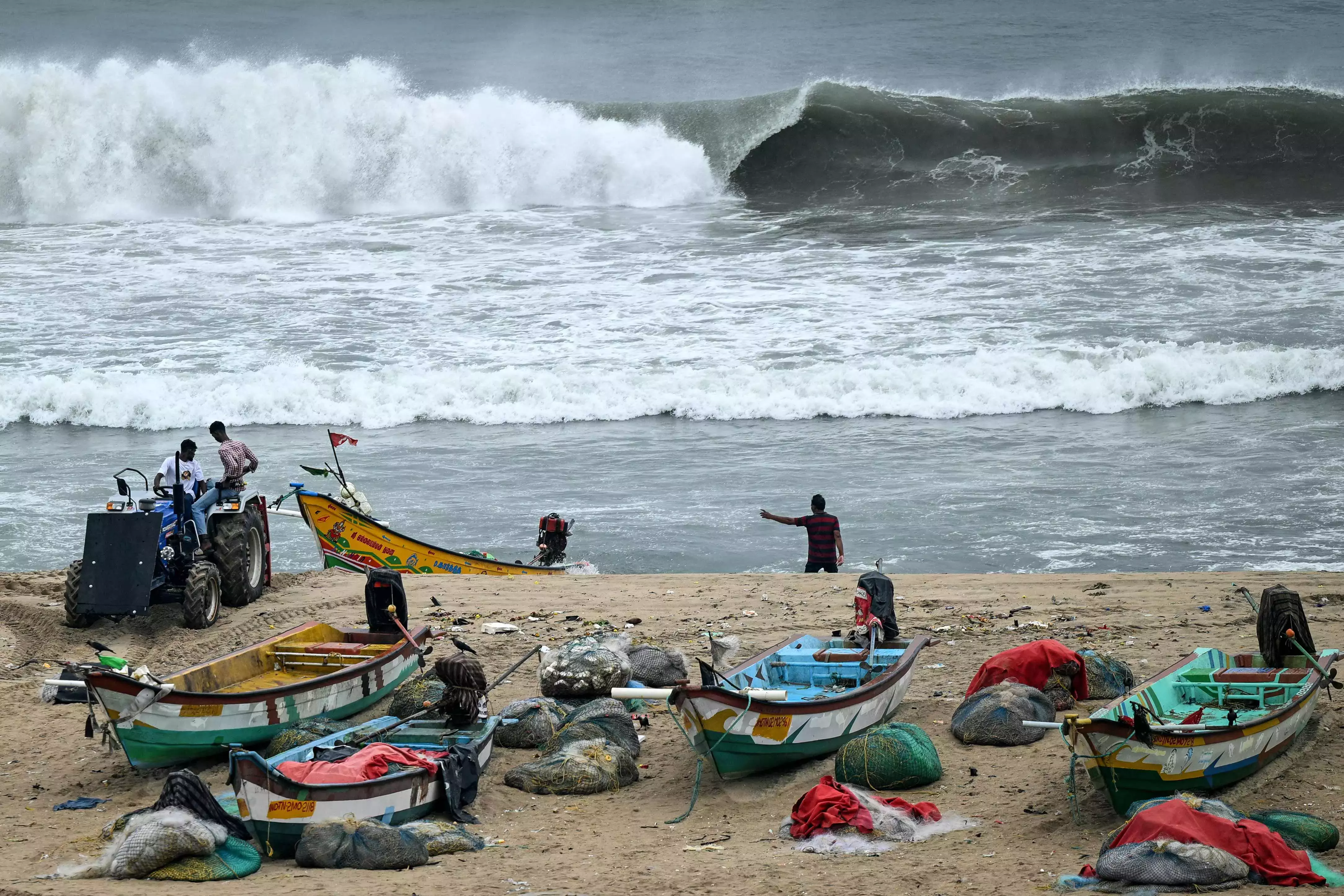 Andhra Pradesh  में भारी बारिश और तेज हवाओं का खतरा