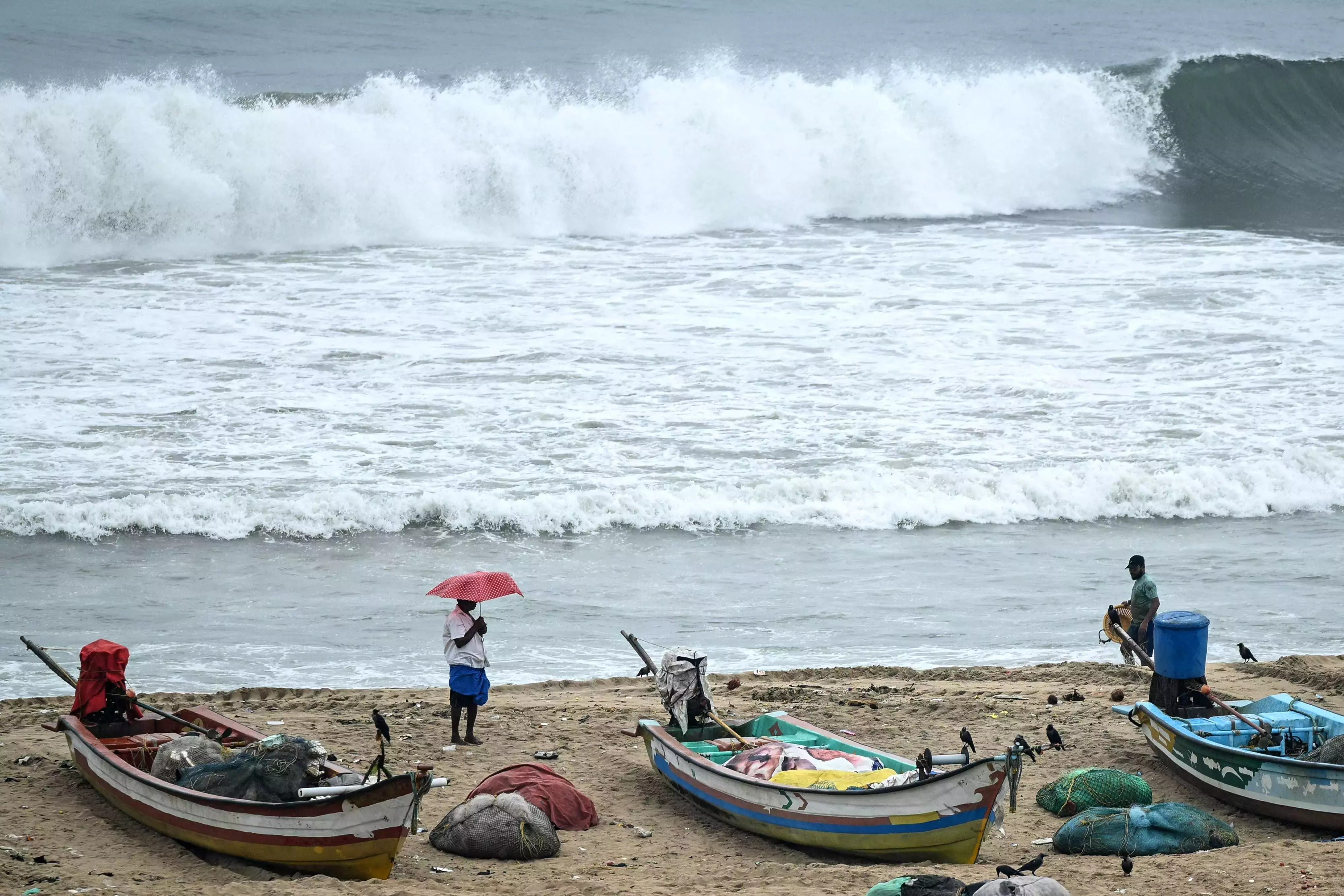 Andhra Pradesh : चक्रवात मोन्था एपी आज रात तट पर दस्तक देने के लिए तैयार Andhra Pradesh : चक्रवात मोन्था एपी आज रात तट पर दस्तक देने के लिए तैयार