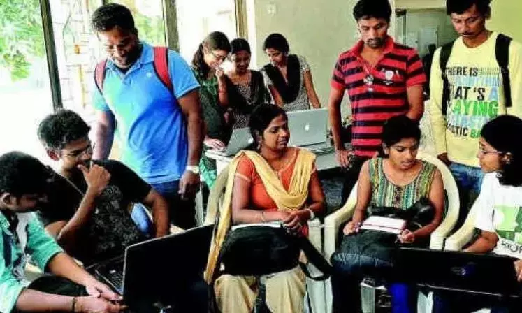 SFI ने फीस और छात्रवृत्ति में देरी को लेकर 30 अक्टूबर को तेलंगाना कॉलेज बंद का आह्वान किया