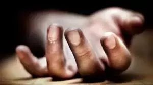 Telangana : राजन्ना सिरसिला जिले में 18 महीने की बच्ची की सांप के काटने से मौत Telangana : राजन्ना सिरसिला जिले में 18 महीने की बच्ची की सांप के काटने से मौत