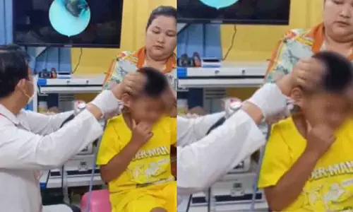 Cambodian में डॉक्टर ने लड़के के कान से ज़िंदा कॉकरोच निकाला