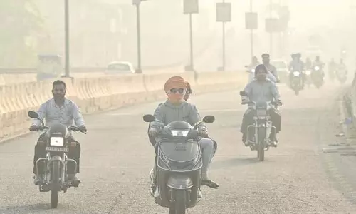 New Delhi में क्लाउड-सीडिंग का एक्सपेरिमेंट, हवा साफ करने की कोशिश में गुस्सा New Delhi में क्लाउड-सीडिंग का एक्सपेरिमेंट, हवा साफ करने की कोशिश में गुस्सा