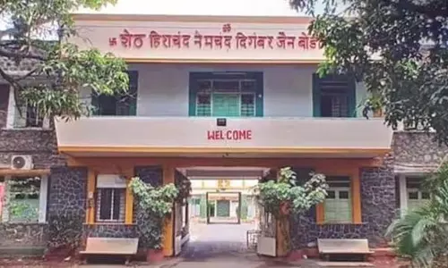 ट्रस्ट और बिल्डर ने जैन बोर्डिंग हाउस सौदा रद्द करने के लिए आवेदन किया ट्रस्ट और बिल्डर ने जैन बोर्डिंग हाउस सौदा रद्द करने के लिए आवेदन किया