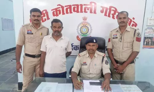 झोलाछाप डॉक्टर की लापरवाही से आदिवासी युवक की मौत