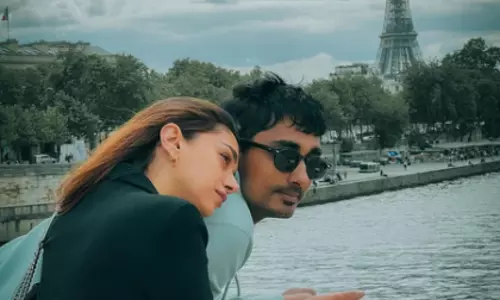 जन्मदिन पर अदिति को भावुक संदेश, सिद्धार्थ ने कहा – मेरी ताकत तुम हो